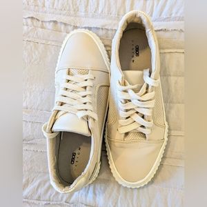 Aoso Design women's stone color lace up sneakers.
